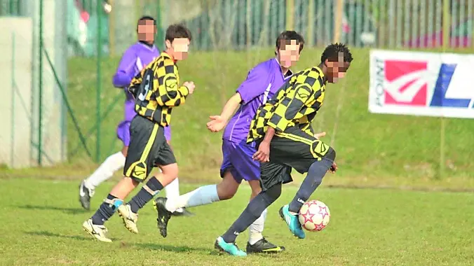 Una partita di calcio giovanile