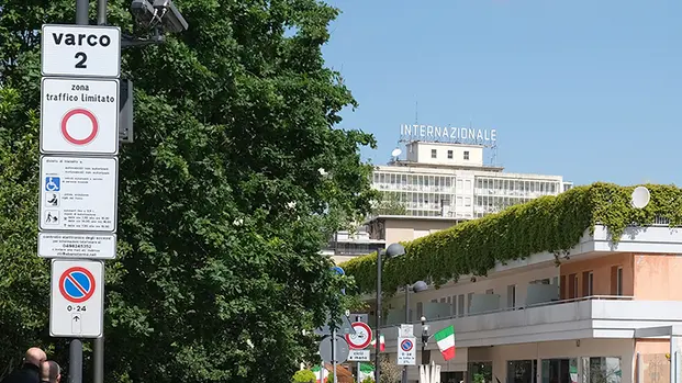 ZUPO-FOTOPIRAN-ABANO TERME-VARCO ZTL VIA VESPUCCI