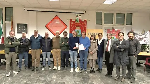 La vicesindaca Silvia Checchin con i soci fondatori della comunità