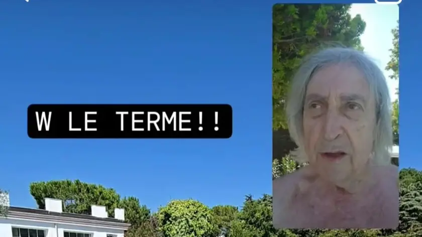 Uno screenshot del reel su Instagram di Enrico Vanzina dalle Terme di Montegrotto