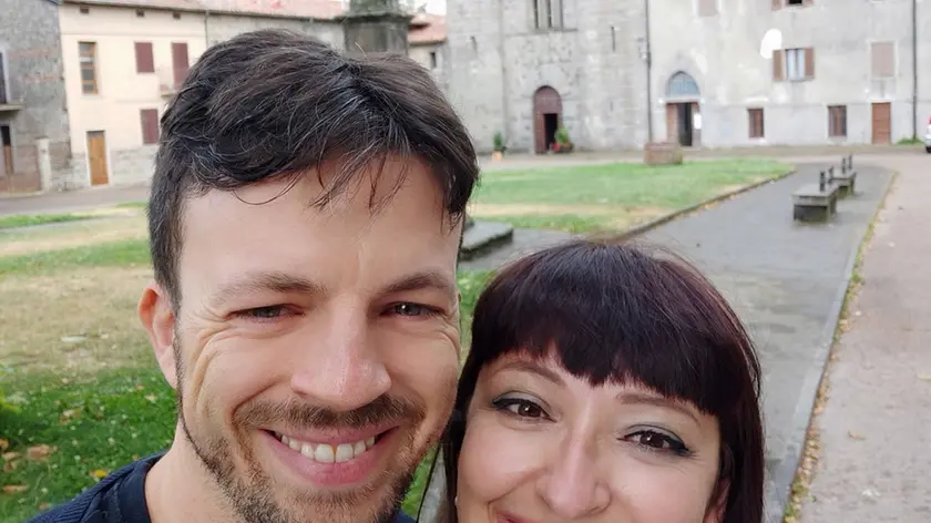 Federico Lugato e la moglie Elena Panciera, autrice di un accorato appello ai volontari per le ricerche del marito