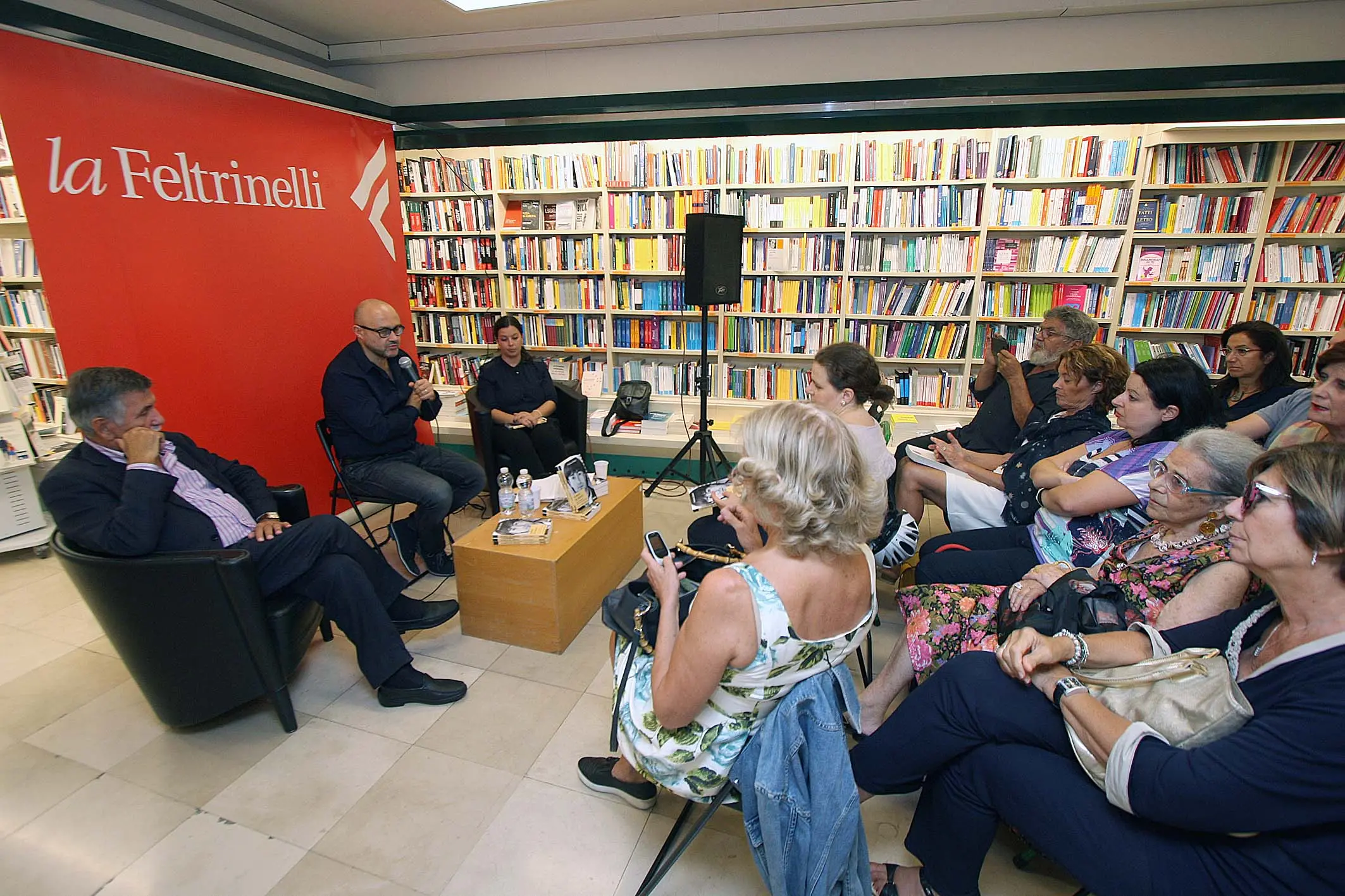 La presentazione del libro alla Feltrinelli di Padova