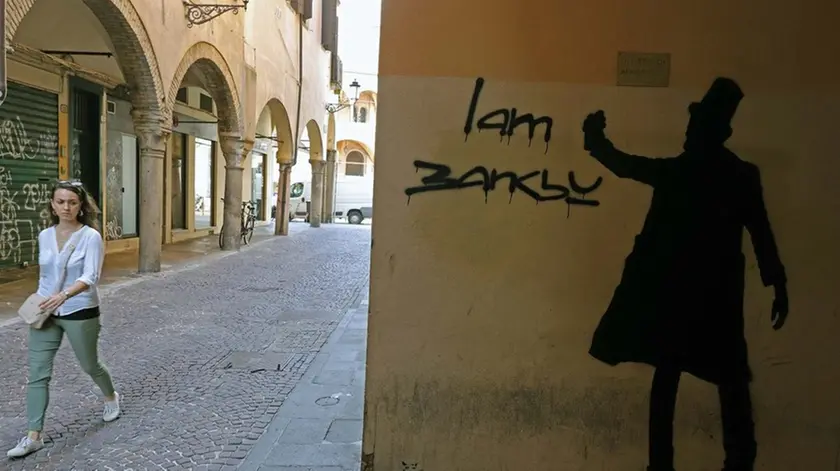 MARIAN - AGENZIA BIANCHI - PADOVA - MURALE KENNY RANDOM IN GHETTO