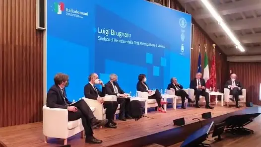 Un momento della presentazione alle Procuratie