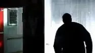- L'ex marito si era appostato vicino alla nuova casa della donna