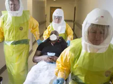 Esercitazione anti Ebola in Gran Bretagna ANSA /HO HANDOUT EDITORIAL USE ONLY/NO SALES