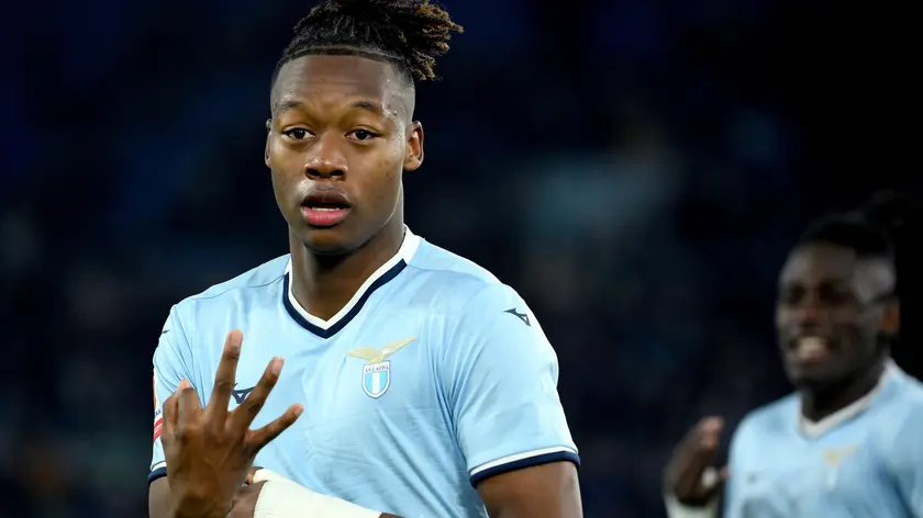 epa11759365 SS Lazio's Tijjani Noslin celebrates after scoring the 3-1 goal during the Italian Cup round of 16 soccer match between SS Lazio and SSC Napoli at the Olimpico stadium in Rome, Italy, 05 December 2024. EPA/ETTORE FERRARI