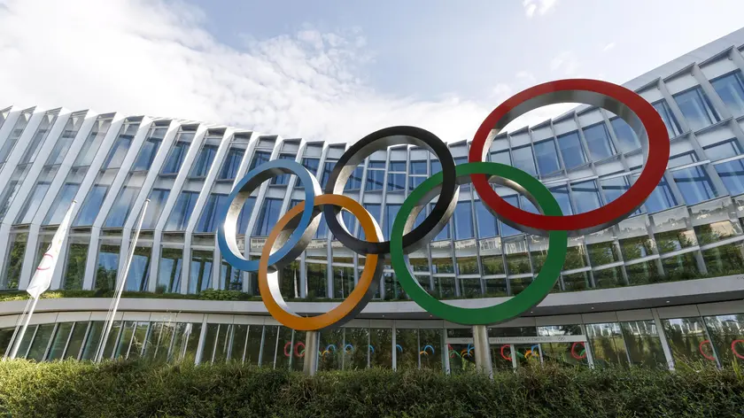 epa07656497 A view of the Olympic symbols in front of the new headquarters of the International Olympic Committee (IOC) in Lausanne, Switzerland, 18 June 2019. The inauguration of the Olympic House will take place on 23 June during the celebration of Olympic Day. EPA/CYRIL ZINGARO