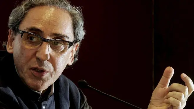 Franco Battiato in una foto dell'8 maggio 2008. ANSA/EPA/SANTI OTERO