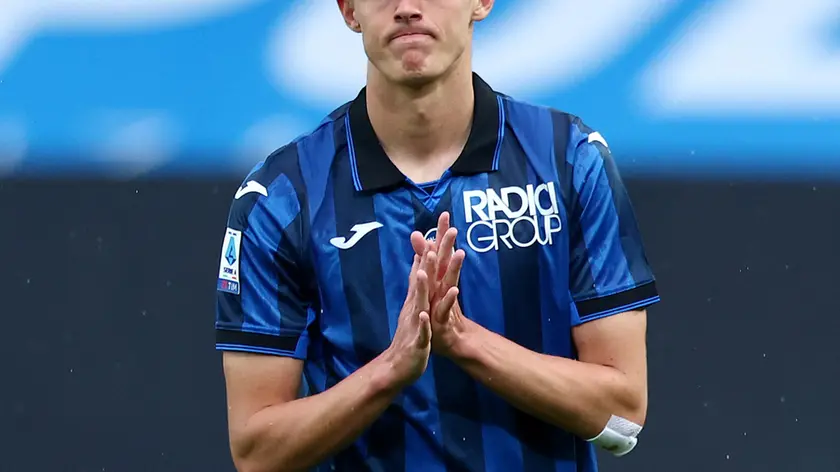 Atalanta's Charles De Ketelaere gestures during the Italian Serie A soccer match Atalanta BC vs ACF Fiorentina at the Gewiss Stadium in Bergamo, Italy, 02 June 2024. ANSA/MICHELE MARAVIGLIA
