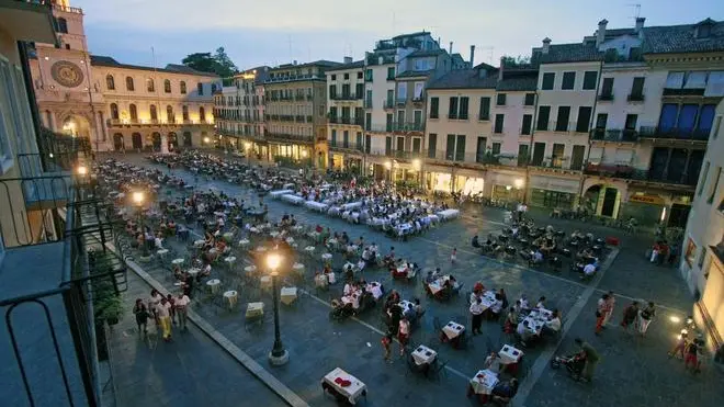 SALMASO - PIAZZA SIGNORI