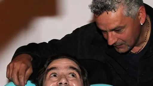 Stefano Borgonovo (S)con Roberto Baggio in occasione della presentazione del suo libro " Attaccante nato " a Milano. ANSA/MATTEO BAZZI