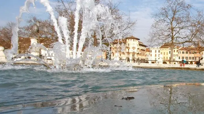 BARON - AGENZIA BIANCHI - PADOVA - CANALETTA PRATO DELLA VALLE E FONTANA GHIACCIATE