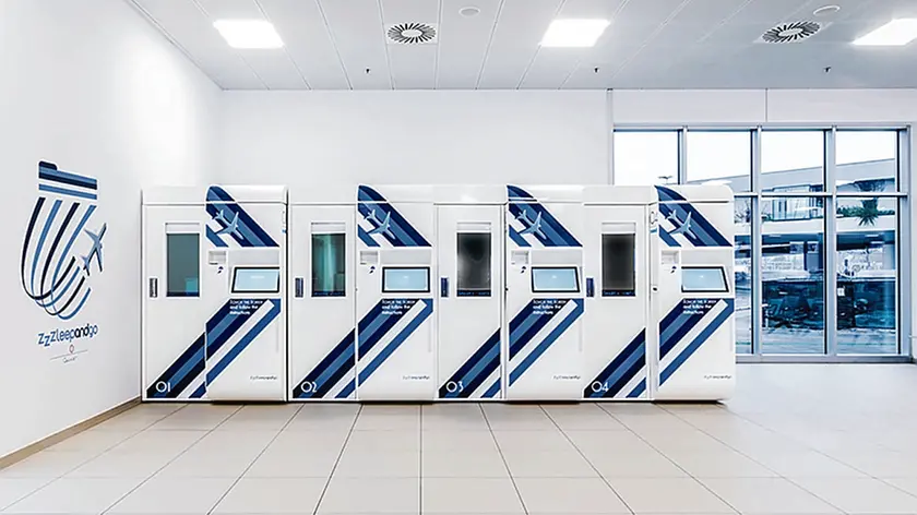Le capsule per dormire posizionate vicino al check 129 al Marco Polo
