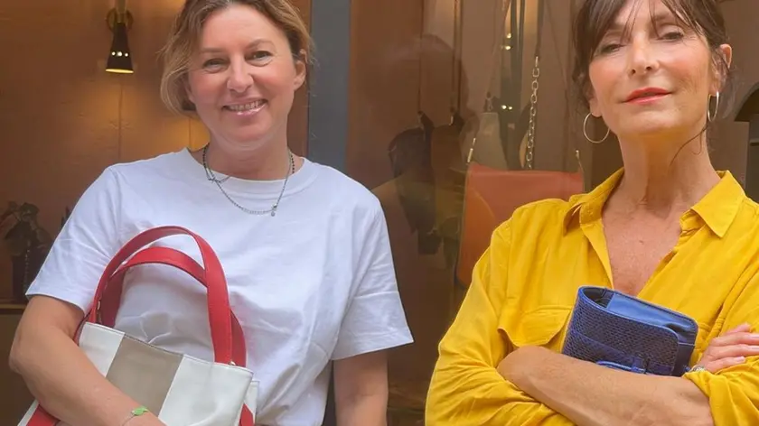 Elena Rigon e Dorella Bicego hanno fondato una start up che produce borse artigianali