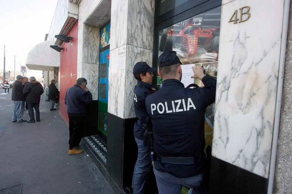 FERRO - CHIUSURA SNAI IN STAZIONE
