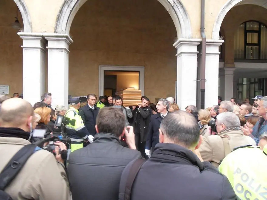 Un momento dei funerali di Moira Orfei, a San Donà del Piave, 18 Novembre 2015. ANSA/ UFFICIO STAMPA/ COMUNE DI VENEZIA