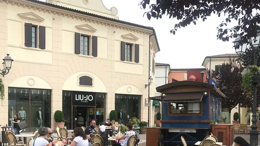FERRAZZA - TOMMASELLA - NOVENTA DI PIAVE - RIAPERTURA OUTLET