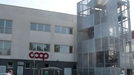 TOME' - AGENZIA BIANCHI - PADOVA - ESTERNO COOP TORRE