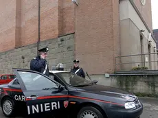 BARON - AGGRESSIONE AL PARROCO DI SAN LAZZARO - I CARABINIERI DAVANTI ALLA CHIESA DI SAN LAZZARO BARON - AGGRESSIONE AL PARROCO DI SAN LAZZARO