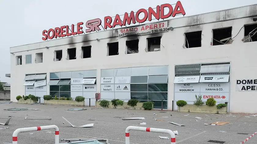 BELLUCO - FOTOPIRAN - SANT'ANGELO DI PIOVE - INCENDIO CAPANNONE SORELLE RAMONDA