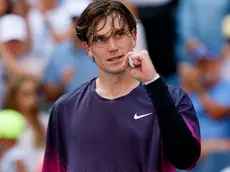 epa11580726 Jack Draper of Britain celebrates winning his Men Singles Round of 16 match against Tomas Machac of Czech Republic at the US Open tennis championships in Flushing Meadows, New York, USA, 02 September 2024. EPA/JUSTIN LANE