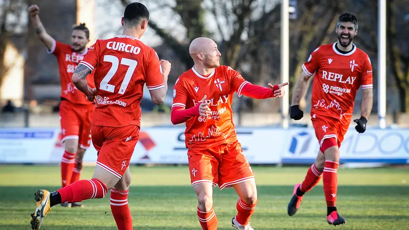 barsotti foto er legnago padova santini esulta