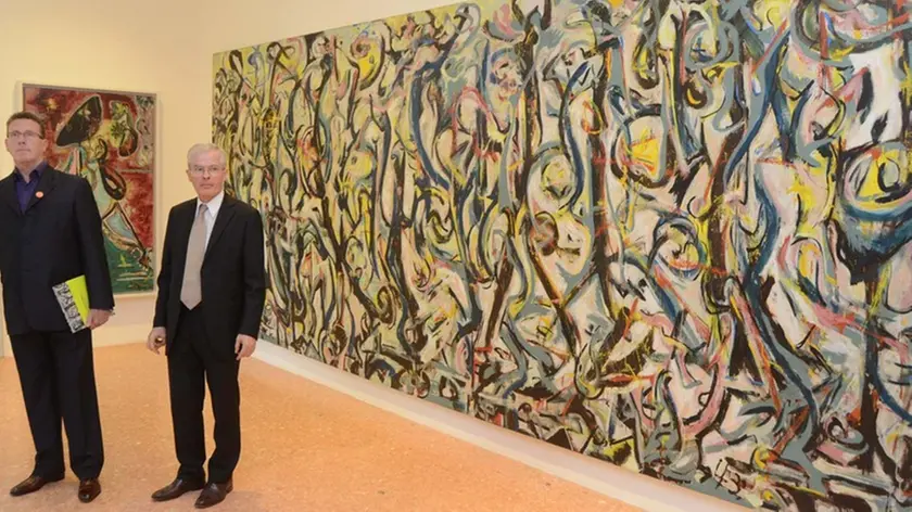Interpress/M.Tagliapietra Venezia 22.04.2015.- Mostra Guggenheim. Pollock. Nella foto: Murale di Jackson Pollock con David Anfam e Philip Rylands.