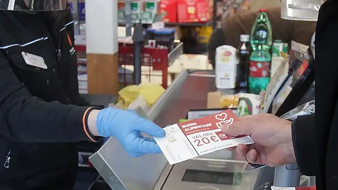 TOME -AGENZIA BIANCHI-PADOVA - BUONI SPESA NEI SUPERMERCATI