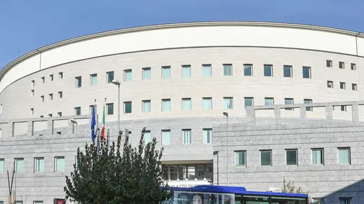 SBRISSA-AGENZIA BIANCHI-PADOVA-ESTERNI TRIBUNALE DI PADOVA