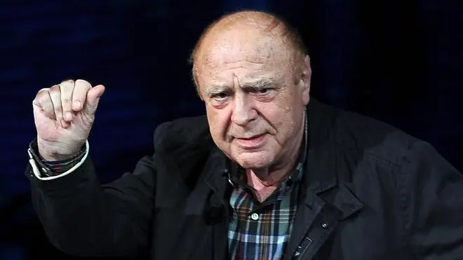 Lo scrittore Alberto Bevilacqua ospite di Fabio Fazio il 2 aprile 2012 in una trasmissione realizzata negli studi Rai di Milano . ANSA/DANIEL DAL ZENNARO