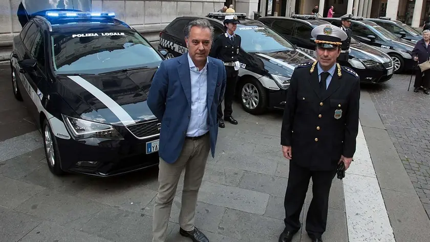 BARON - AGENZIA BIANCHI - PADOVA - NUOVE AUTO POLIZIA LOCALE