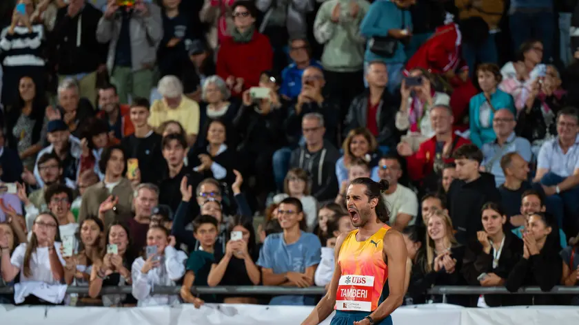 epa11595302 Gianmarco Tamberi of Italy gestures after the men's high jump event at the Gala dei Castelli athletics meeting in Bellinzona, Switzerland, 09 September 2024. EPA/Samuel Golay