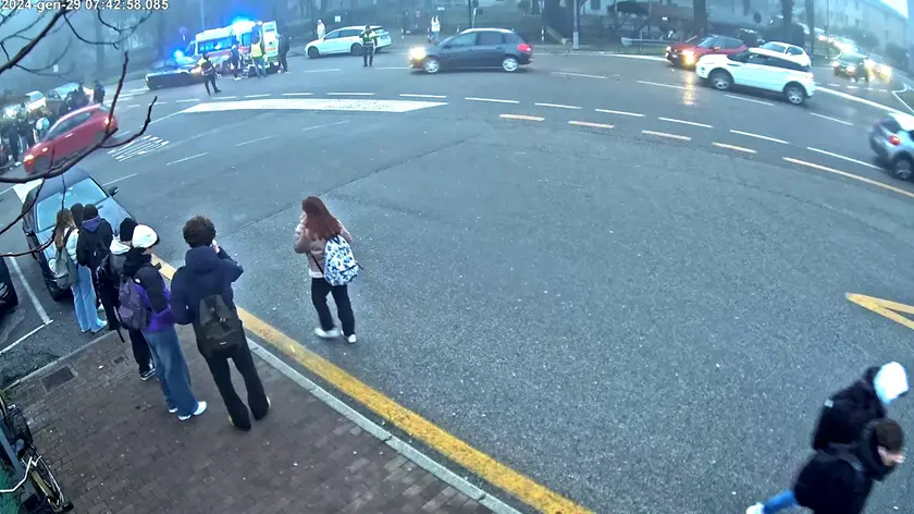 L'incidente ripreso dalla telecamera