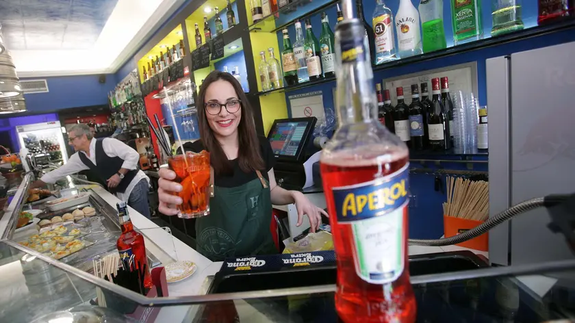 FERRO- AGENZIA BIANCHI - PADOVA - spritz in piazza dei signori