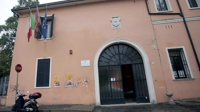 TOME' - AGENZIA BIANCHI - PADOVA - ESTERNO ISTITUTO AGRARIO DUCA DEGLI ABRUZZI