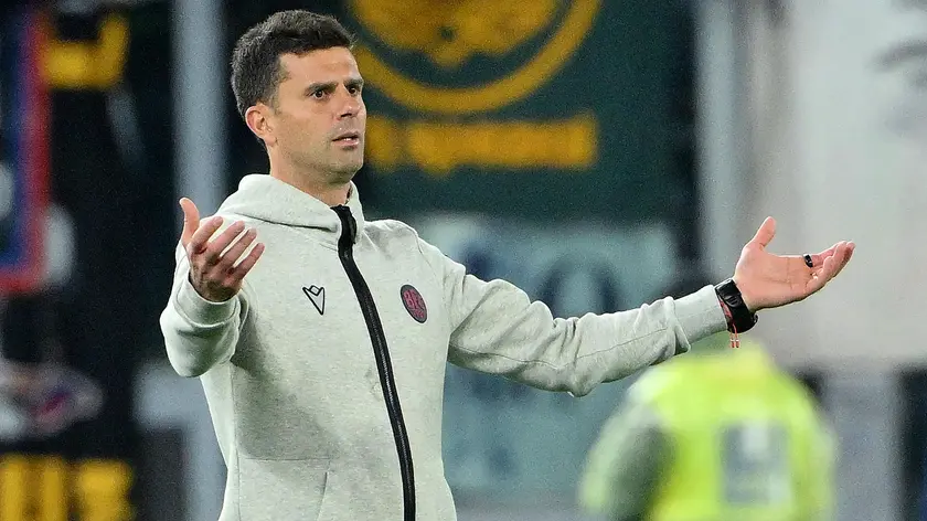 Bologna's head coach Thiago Motta reacts during the Italian Serie A soccer match between AS Roma and Bologna FC 1909 at the Olimpico stadium in Rome, Italy, 22 April 2024. ANSA/ETTORE FERRARI