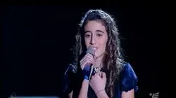 Benedetta Caretta nella sua esibizione a "Io canto"