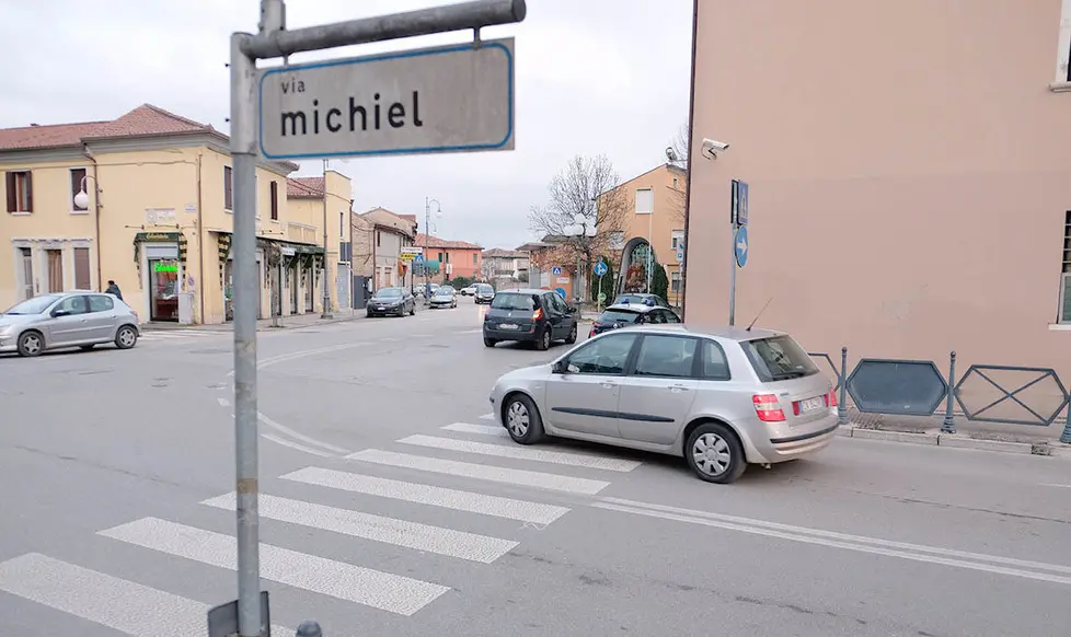 L'incrocio dove è avvenuto l'incidente