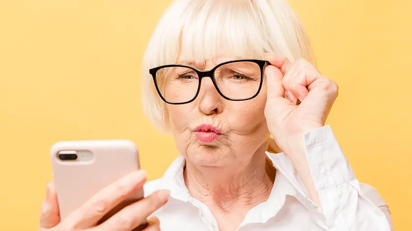 "Ti spiego lo smartphone", la guida in edicola