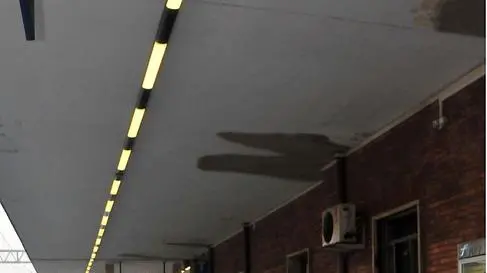 Belluco.Gravi disagi alla stazione FS di Monselice..Nella foto: pendolari in attesa.ph. Zangirolami