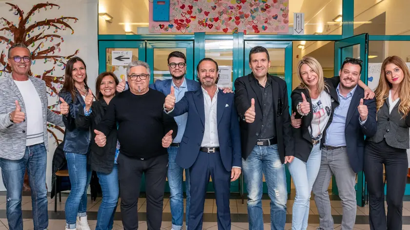 Il sindaco Elvy Bentani con la sua squadra (foto zangirolami)