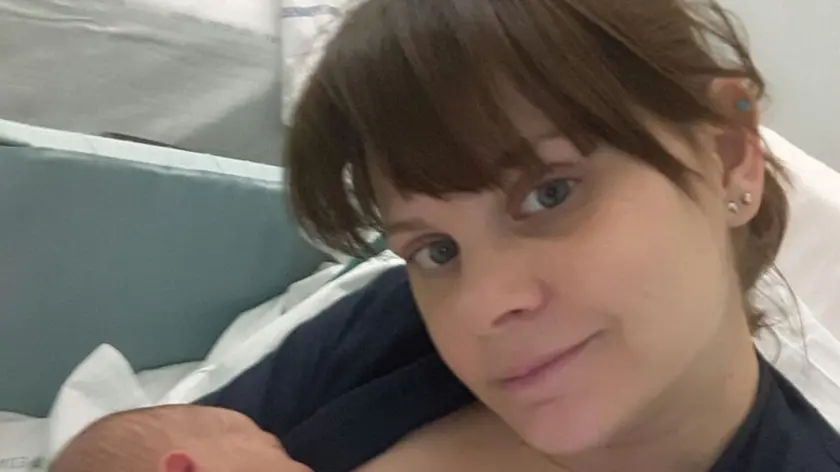 Giulia Grigoletto con la piccola Ginevra appena nata
