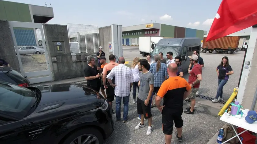 MARIAN - AGENZIA BIANCHI - PADOVA - PROTESTA TNT FEDEX