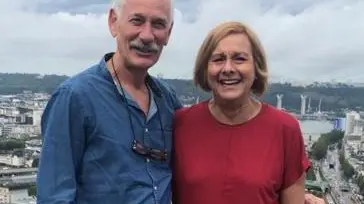 Gilberto Frison con Eliana Luparini, chiude il loro negozio di giochi