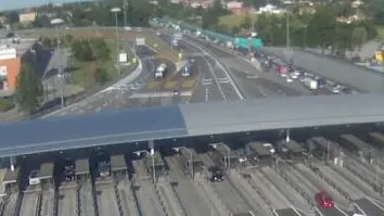 La coda dopo il casello di Padova Est, dalla webcam della Cav