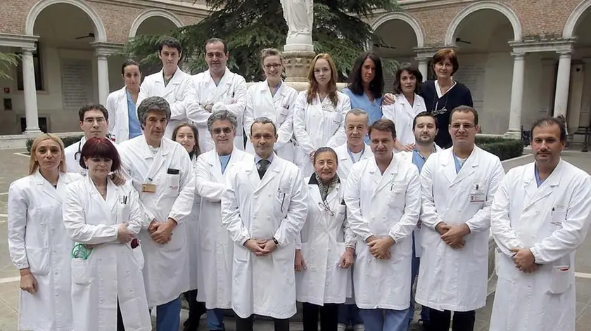 l'équipe del reparto Chirurgia epatobiliare e trapianto epatico