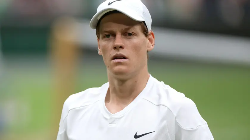 epa11468283 Jannik Sinner of Italy looks on during the Men's quarterfinal match against Daniil Medvedev of Russia at the Wimbledon Championships, Wimbledon, Britain, 09 July 2024. EPA/NEIL HALL EDITORIAL USE ONLY