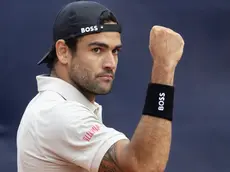 epa11488235 Matteo Berrettini of Italy reacts during a quarter final match against Felix Auger-Aliassime of Canada at the Swiss Open tennis tournament in Gstaad, Switzerland, 19 July 2024. EPA/PETER KLAUNZER