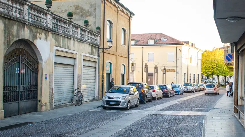 Monselice, 23 ottobre 2017 Via Zanellato e le auto in sosta vietata